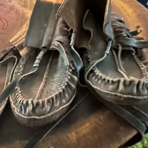 Free people moccasin boots super rare!!